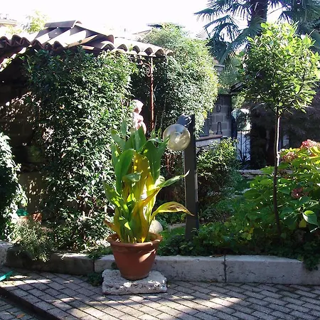 Oda ve Kahvaltı Il Fragolo Verona